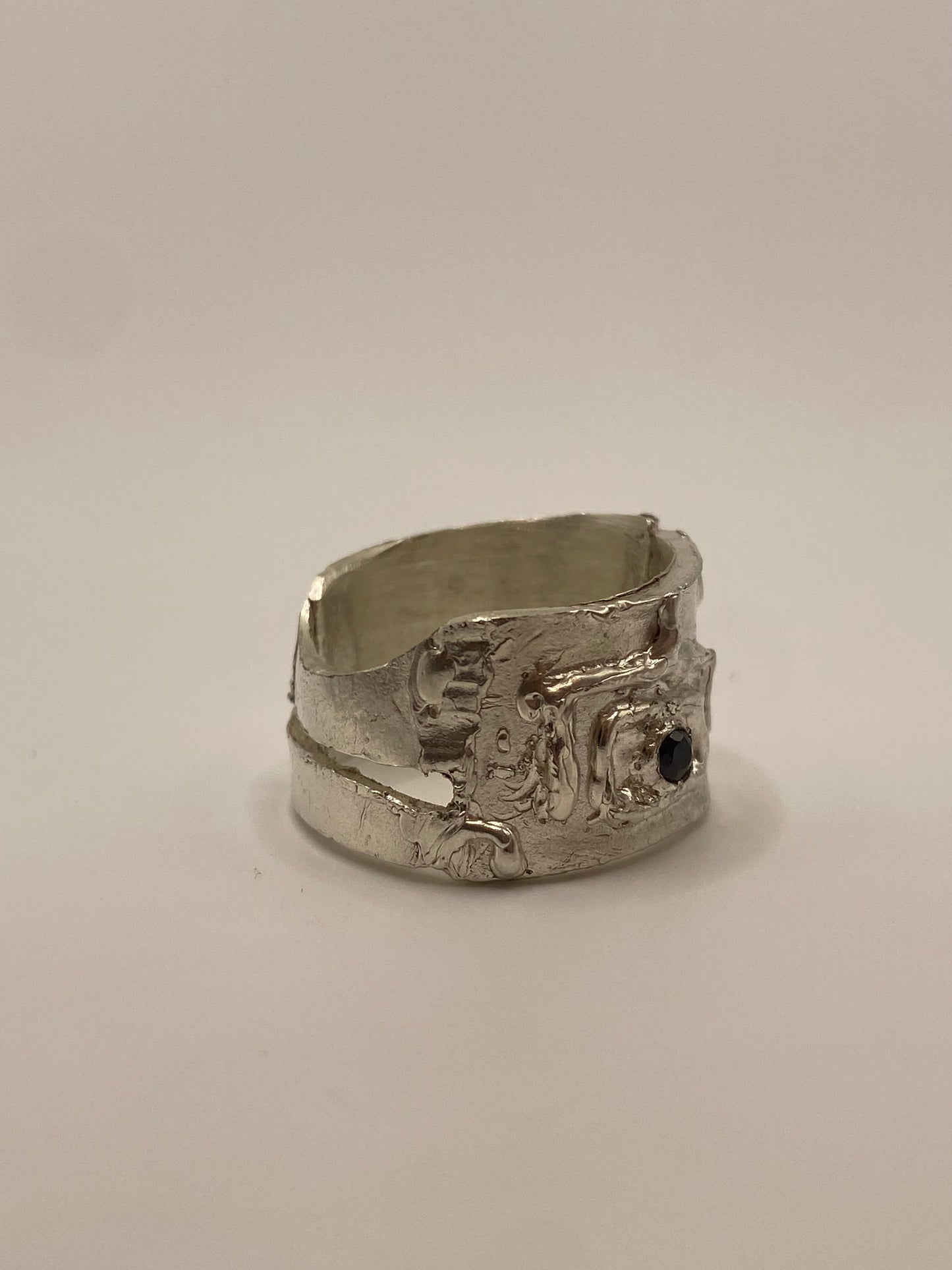 WINDSOR ring