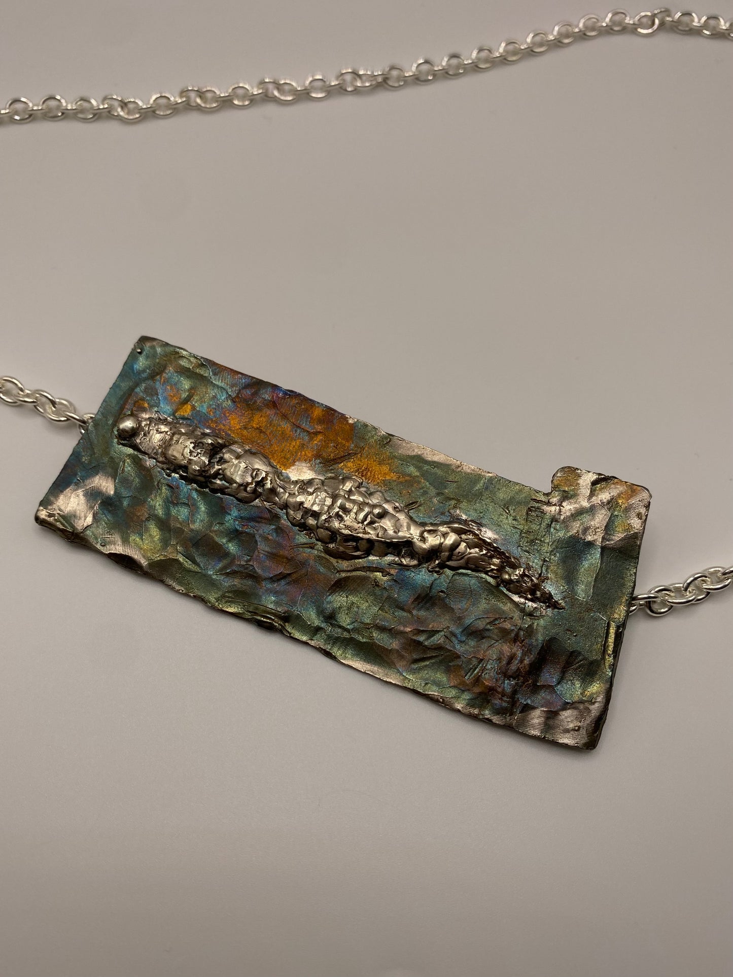 PERISCOPING necklace