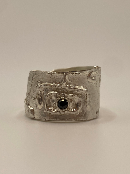 WINDSOR ring