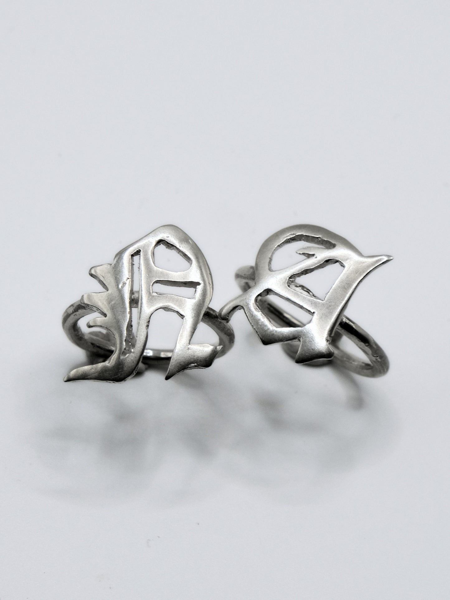 LETTER RING